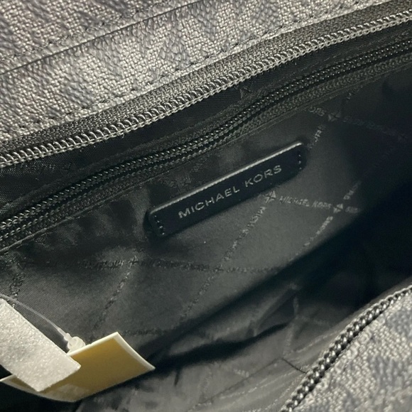 NWT MICHAEL Michael Kors Black Logo PVC Zip Jet Set Large Crossbody Bag - Picture 8 of 12